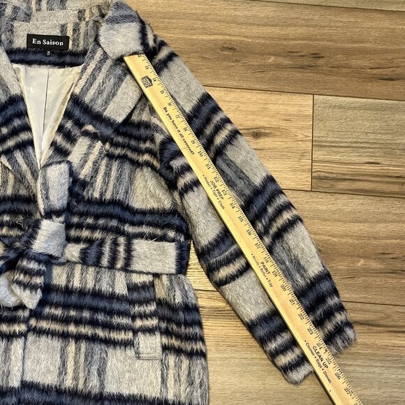 En Saison Demi Plaid Belted Coat SZ Medium Navy Gray Multi Long Fuzzy - Picture 4 of 14